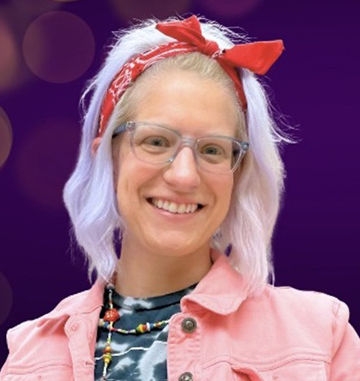 Abby Holovach Headshot